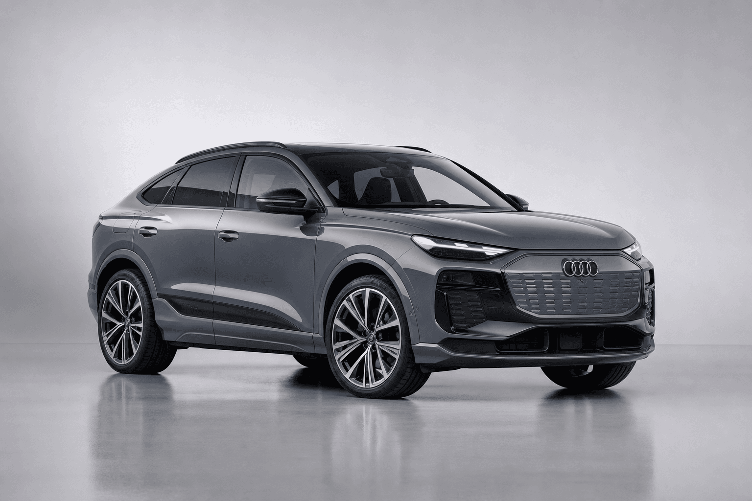 Audi Q6 Sportback e-tron — Foran