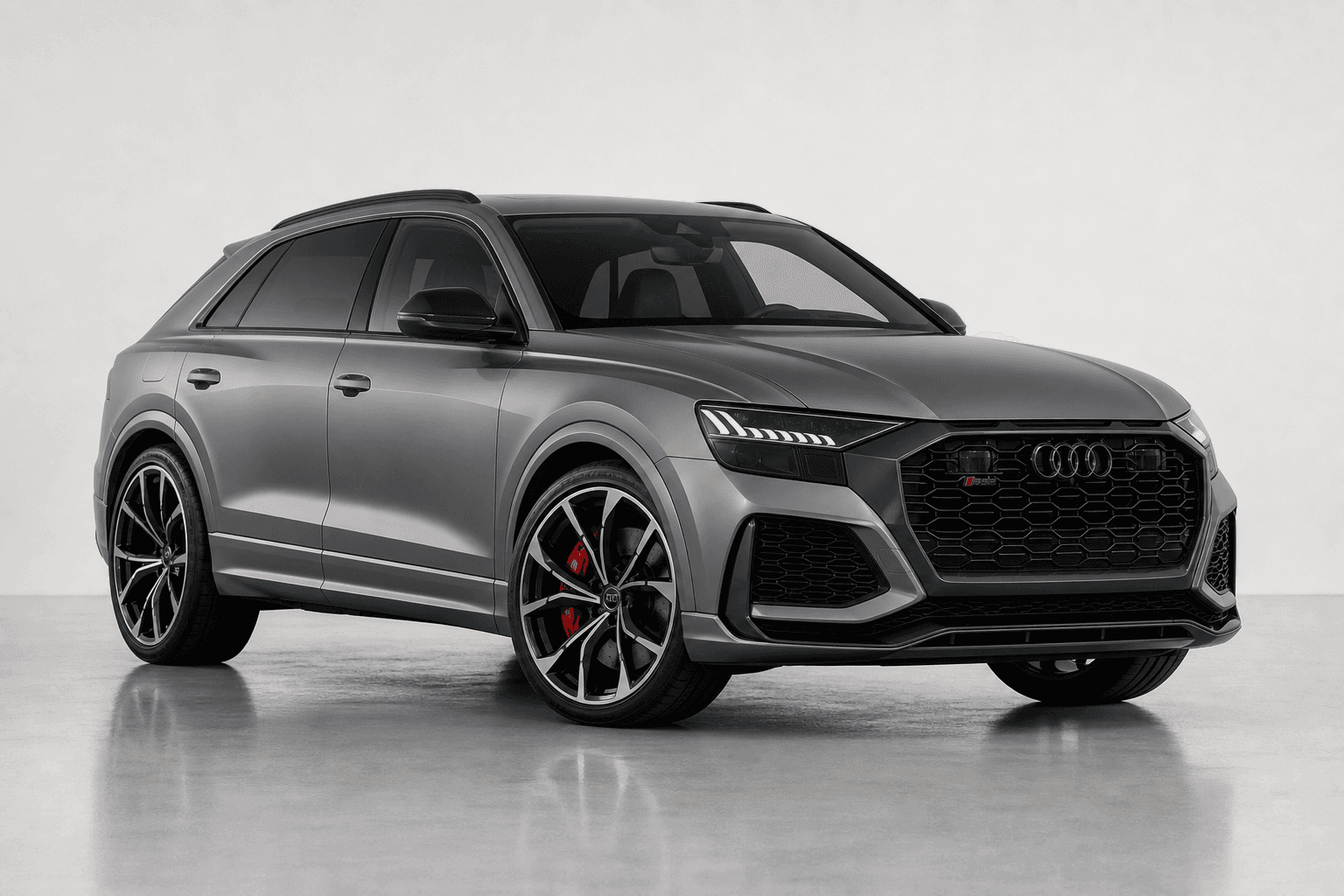 Audi RS Q8 — Foran
