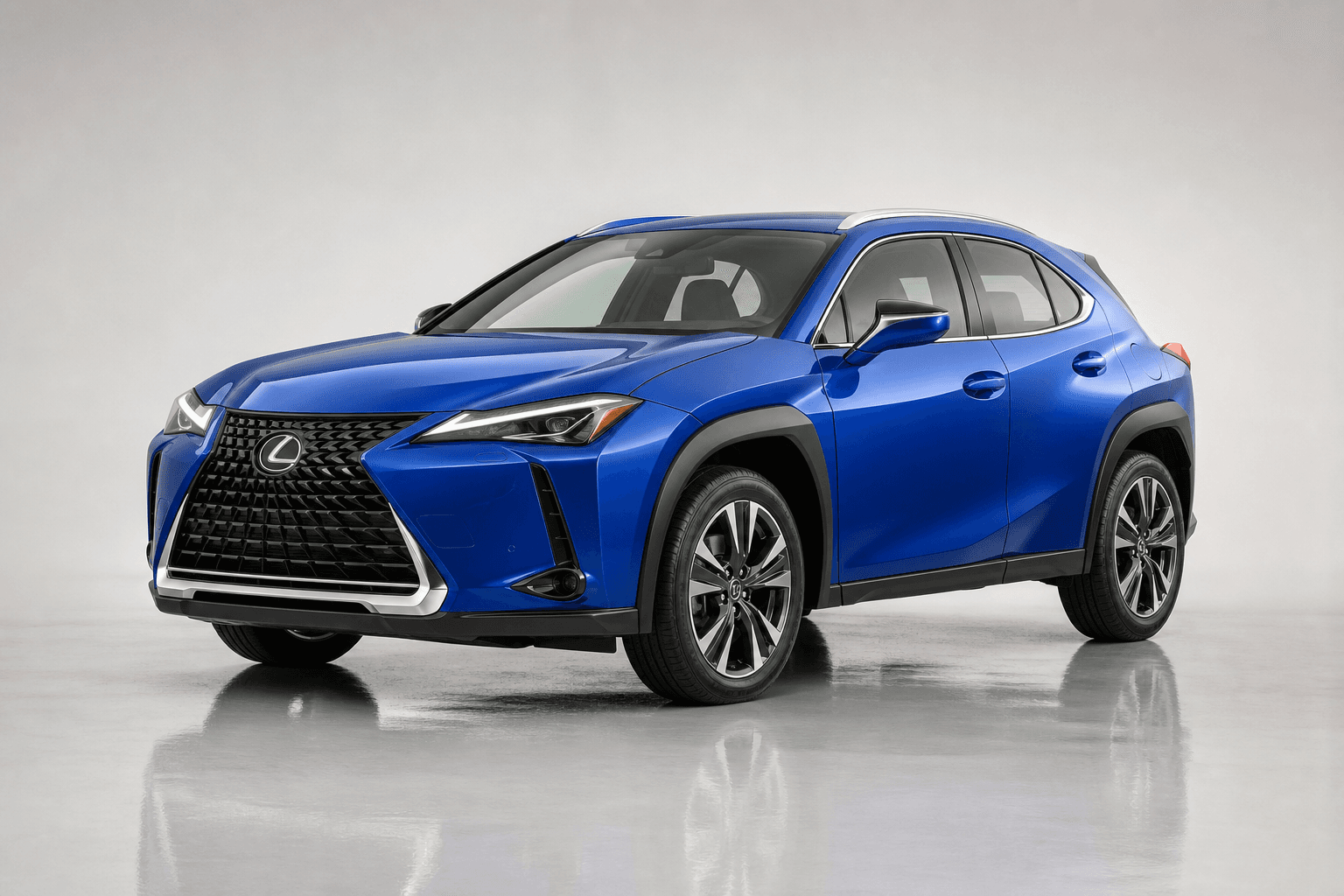 Lexus UX — Foran