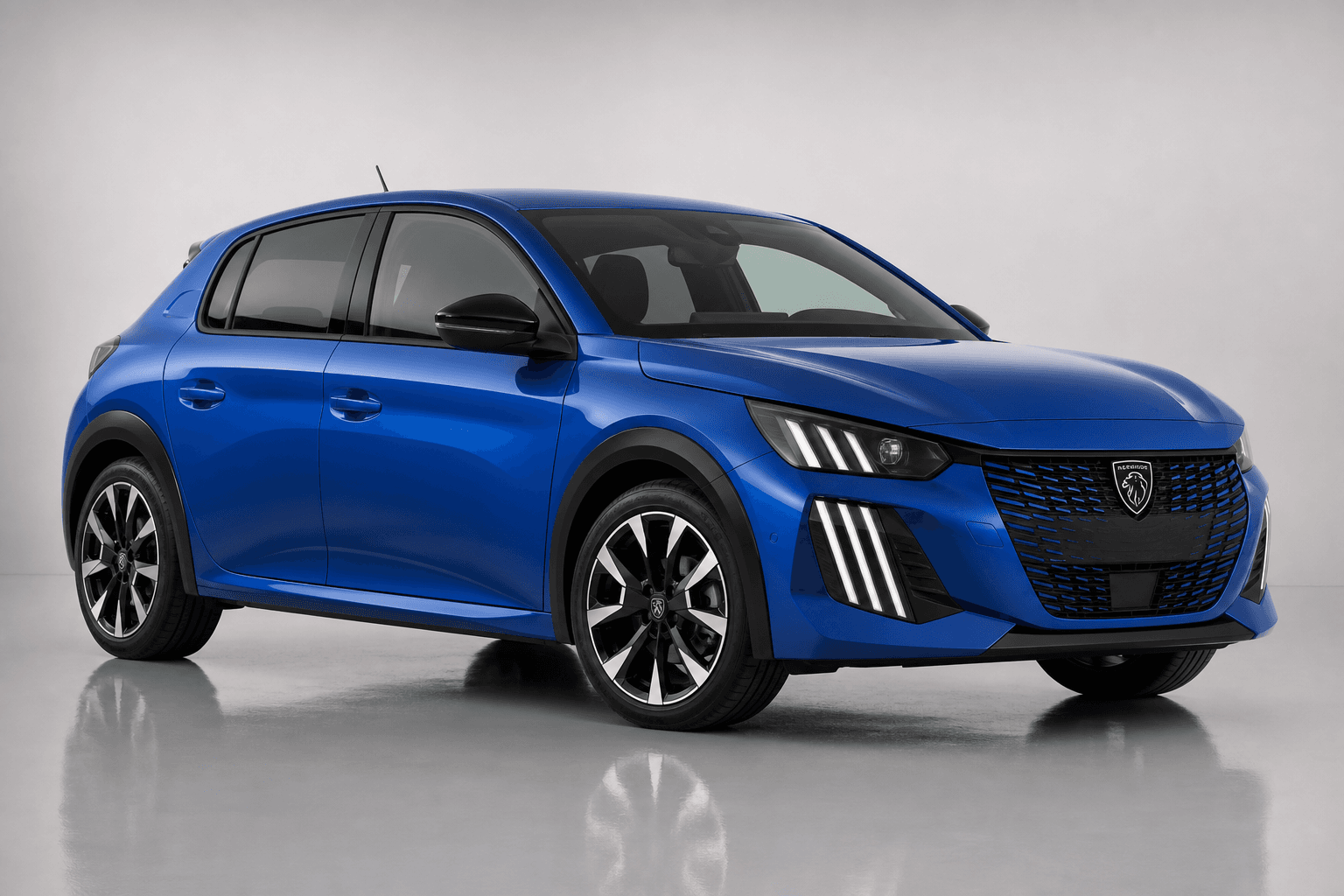 Peugeot E-208 — Foran