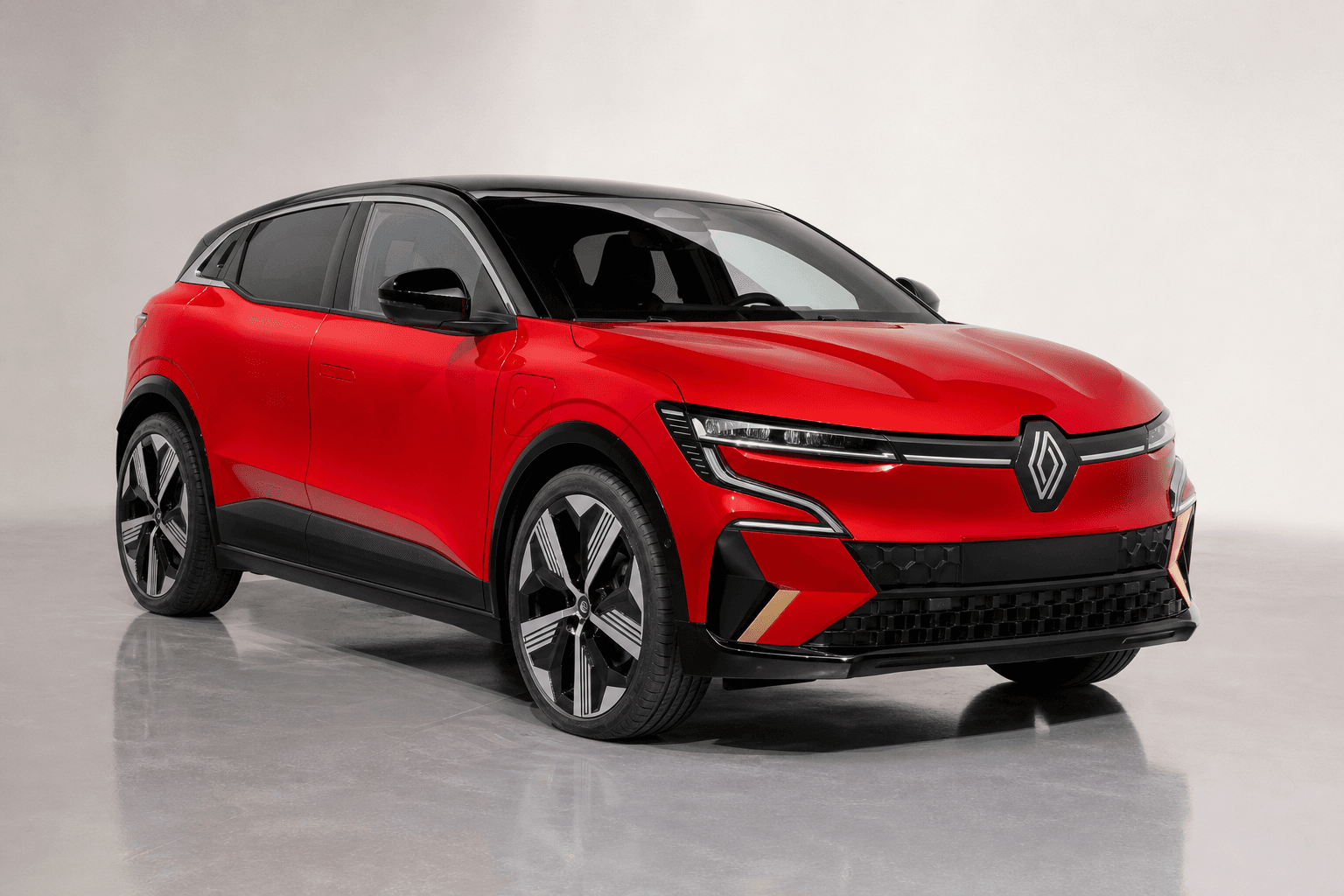 Renault Megane E-Tech — Foran